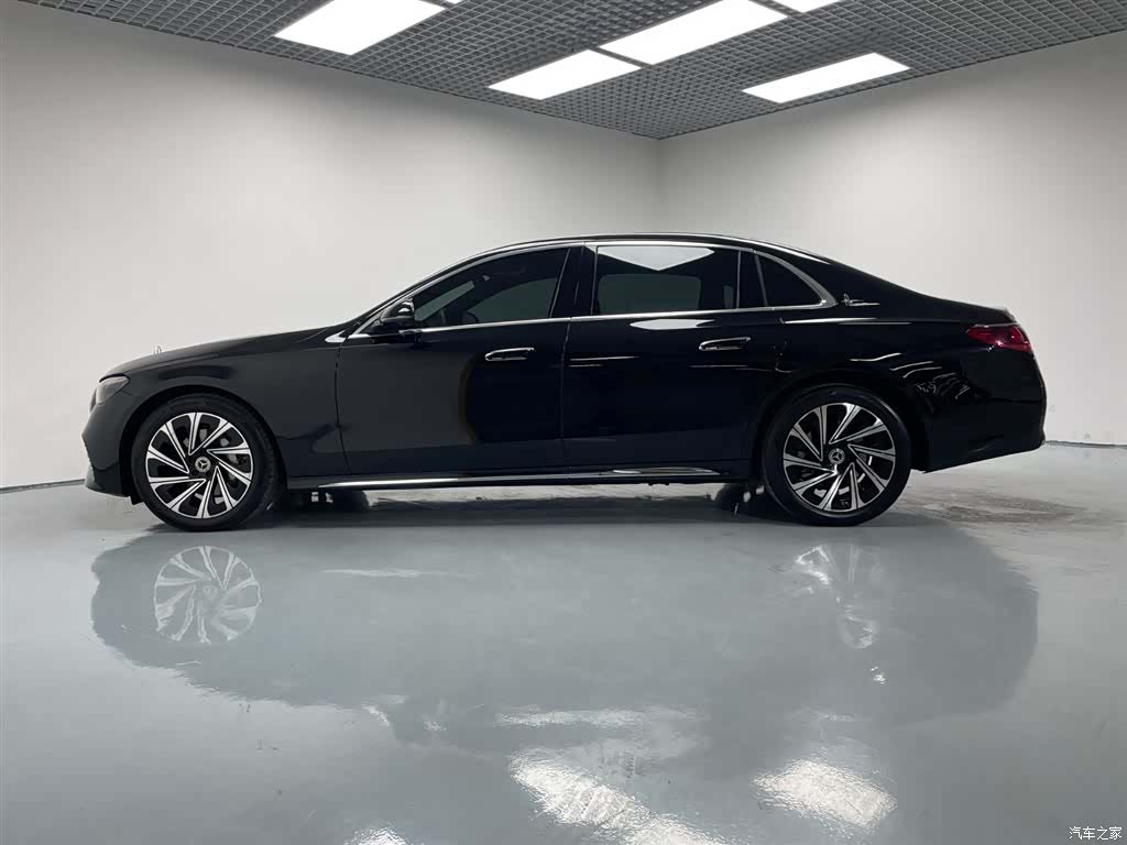 Mercedes-Benz E-Class, 2024 9