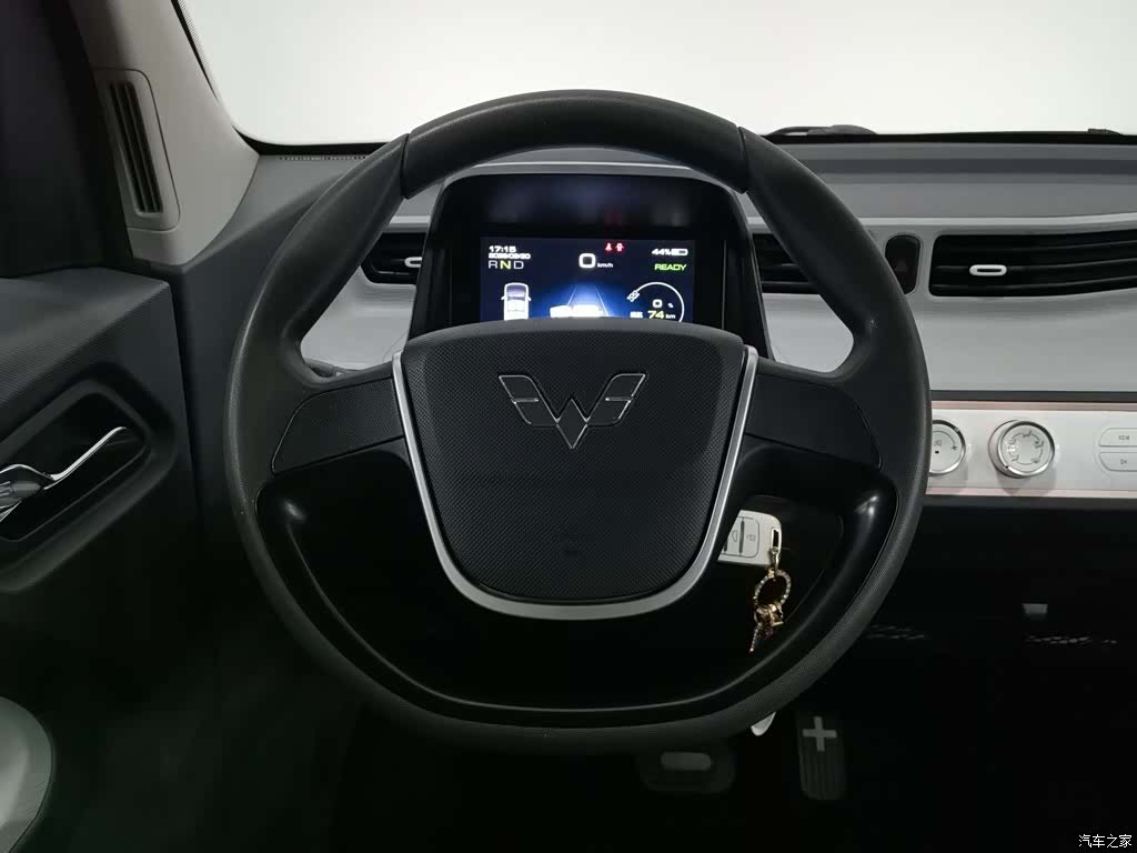 Wuling MINIEV, 2022 11