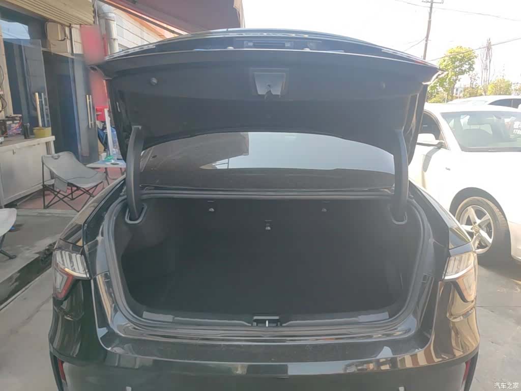 Lynk & Co 01, 2020 19