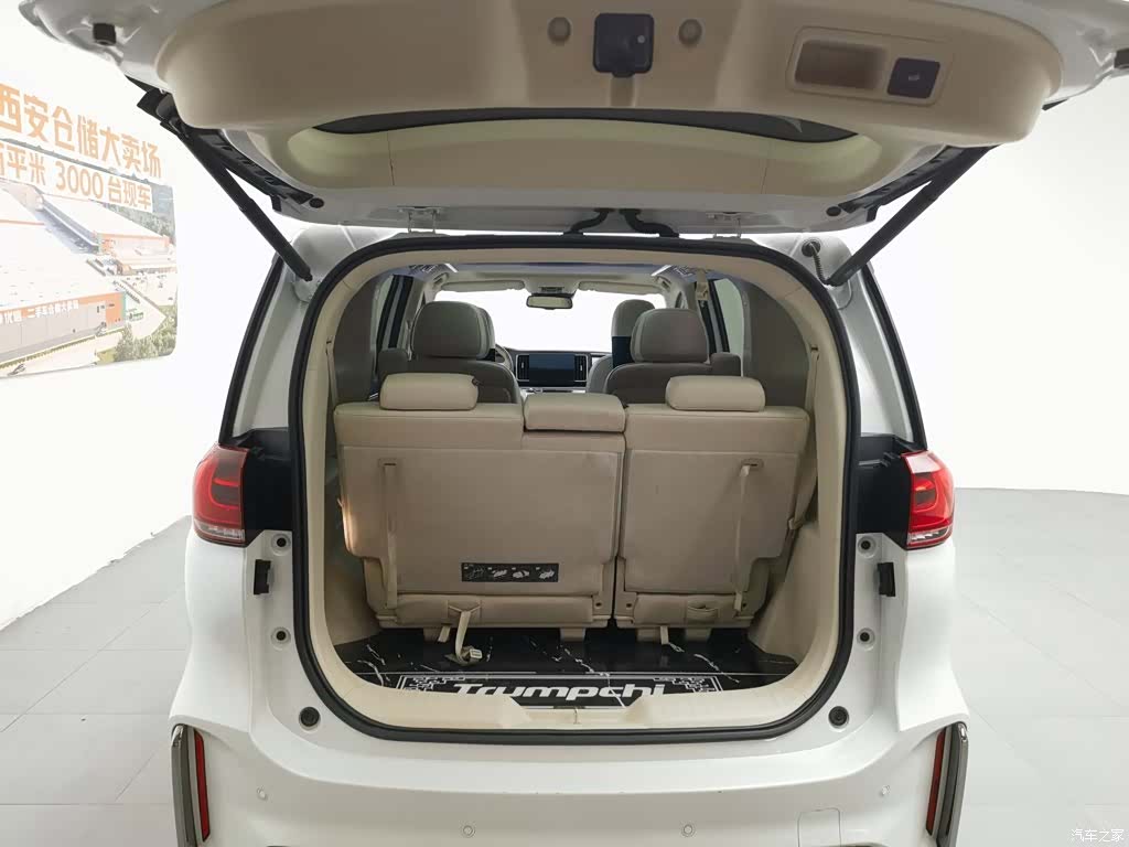 Trumpchi M8, 2022 16