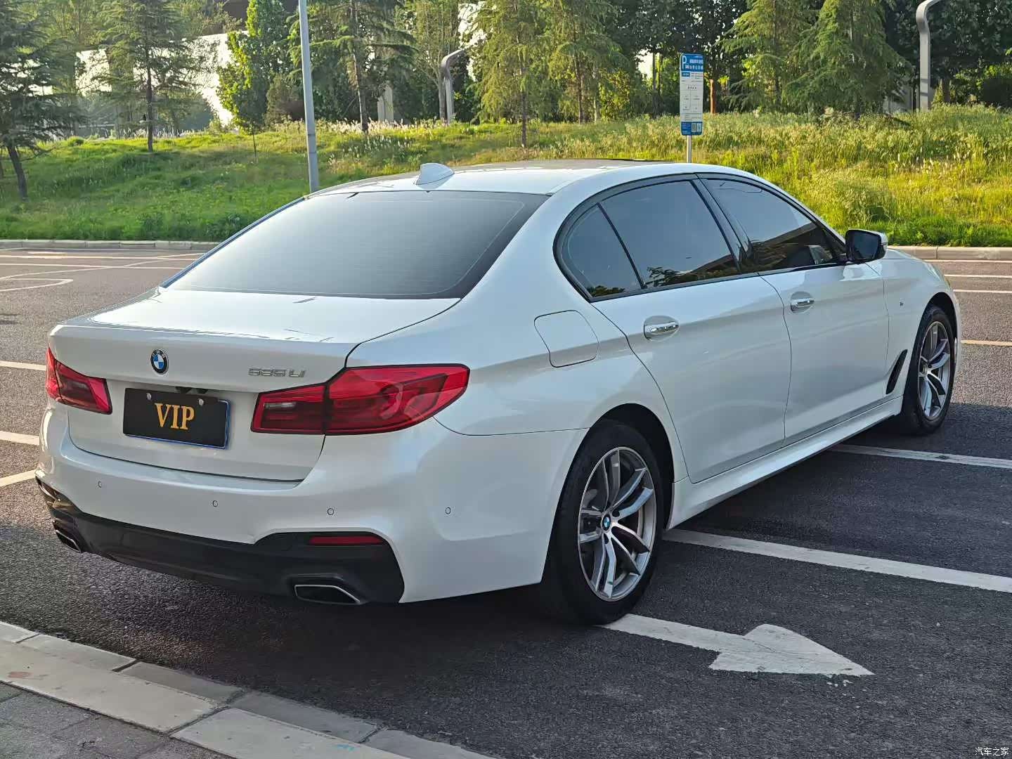 BMW 5 Series, 2018 9