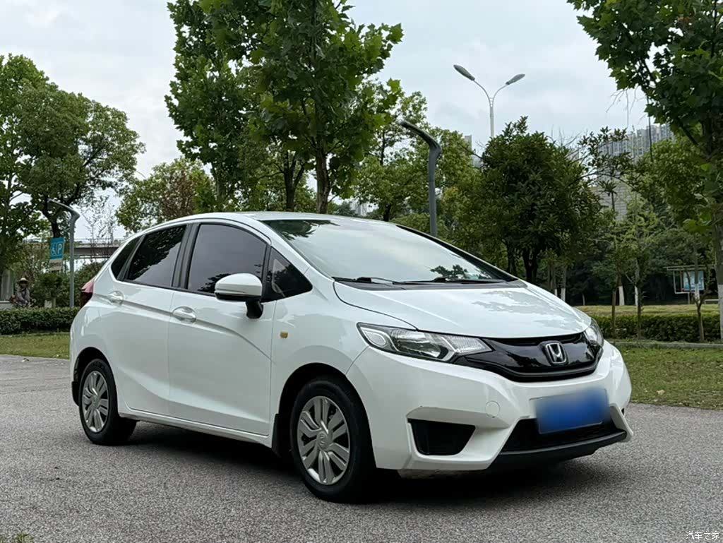 Honda Fit, 2016 все фото