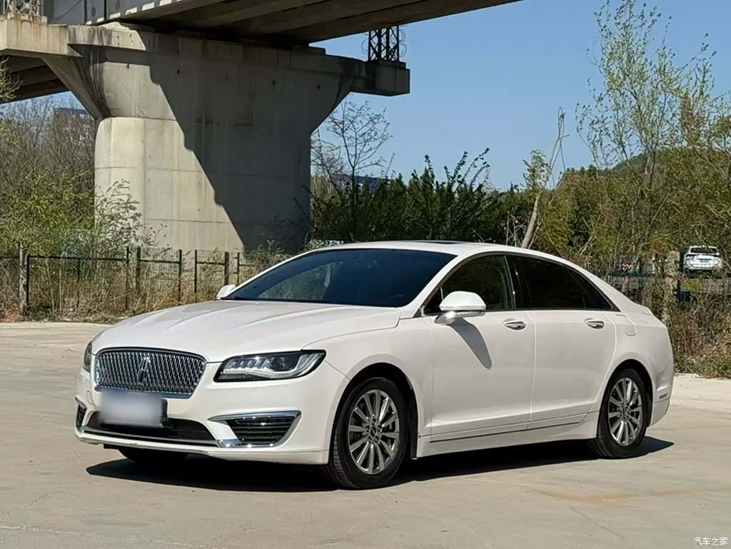 Lincoln MKZ, 2017 2