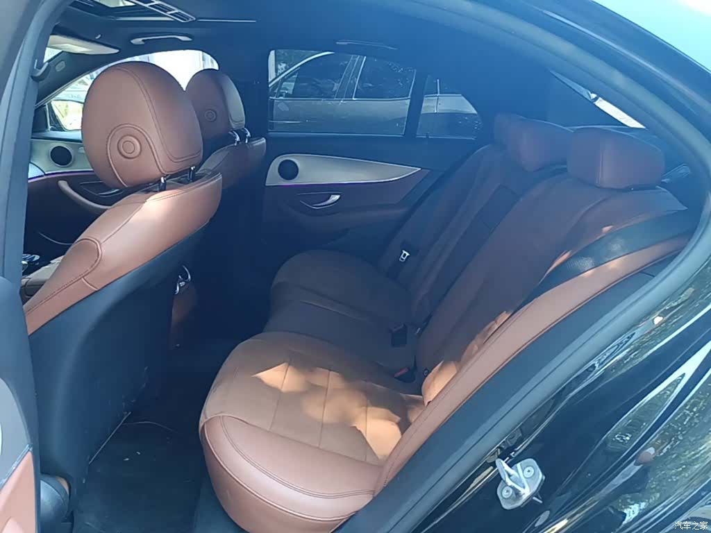 Mercedes-Benz E-Class, 2017 17