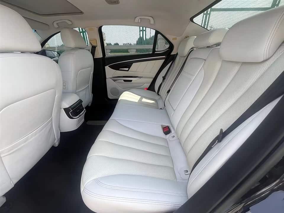BAIC Shenbao D80