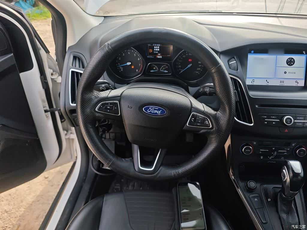 Ford Focus, 2016 7