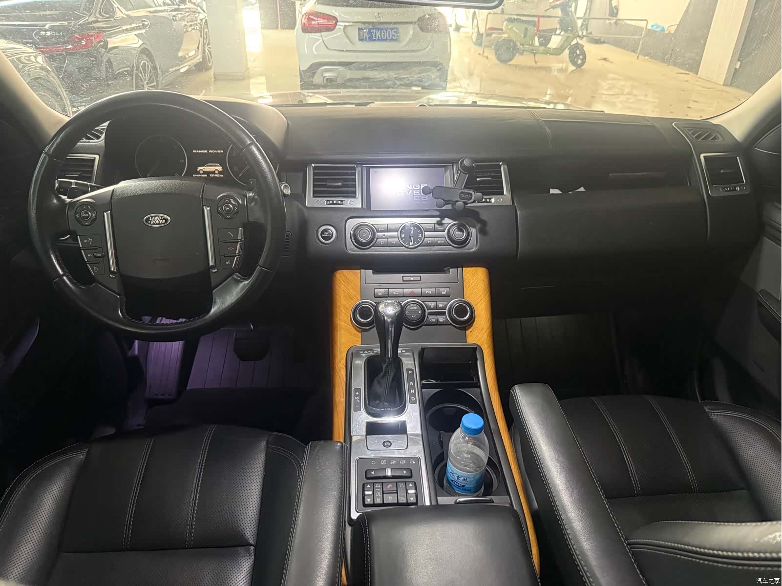 Land Rover Range Rover, 2012 10
