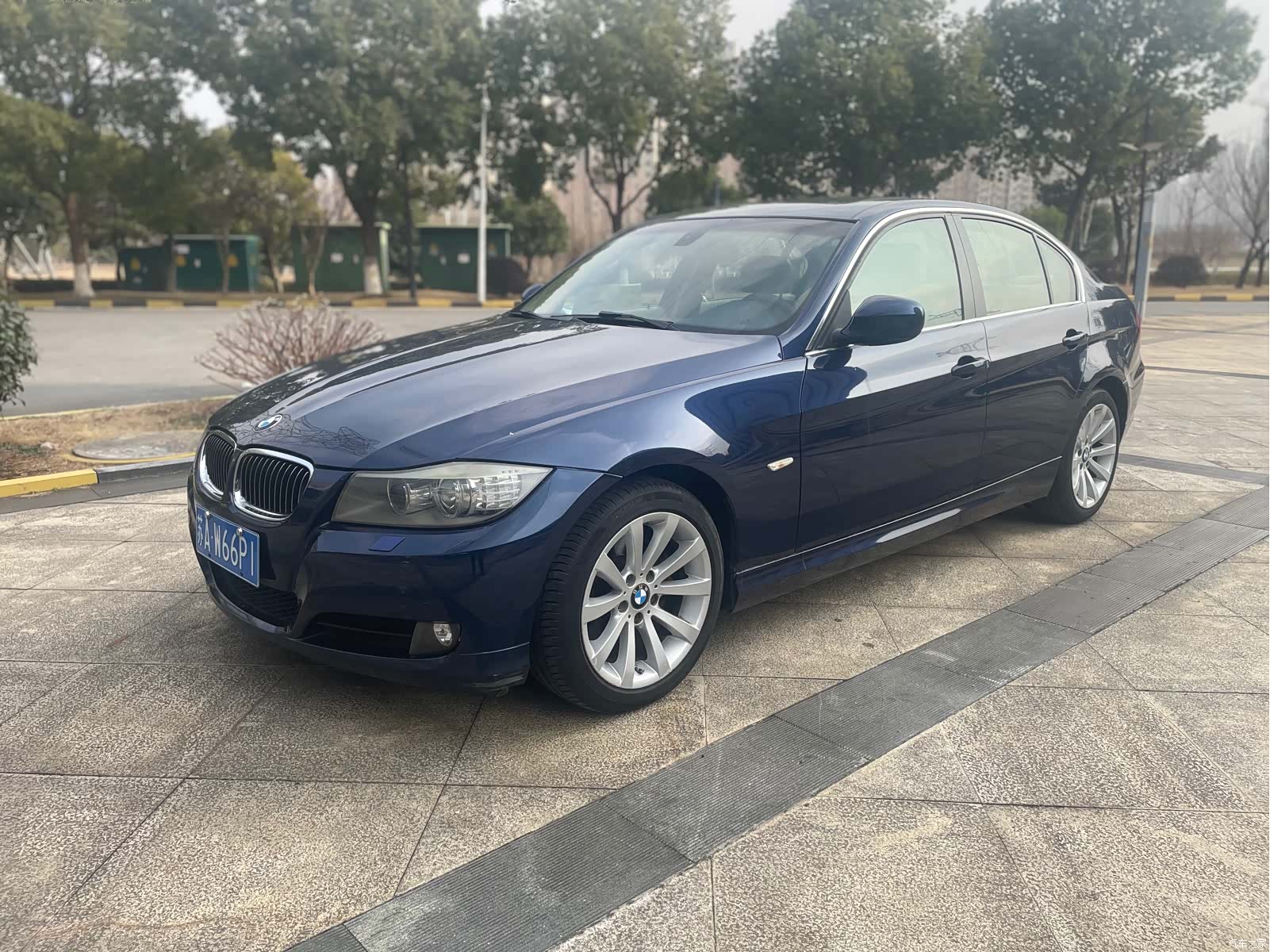 BMW 3 Series, 2010 1