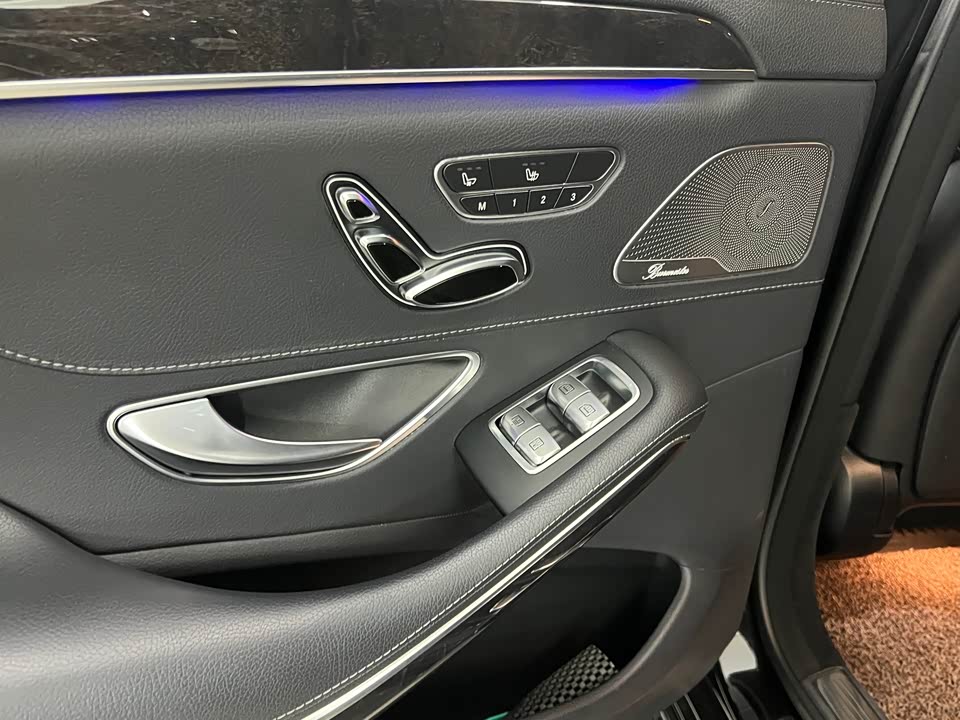 Mercedes-Benz S-class Mercedes-Benz S-class