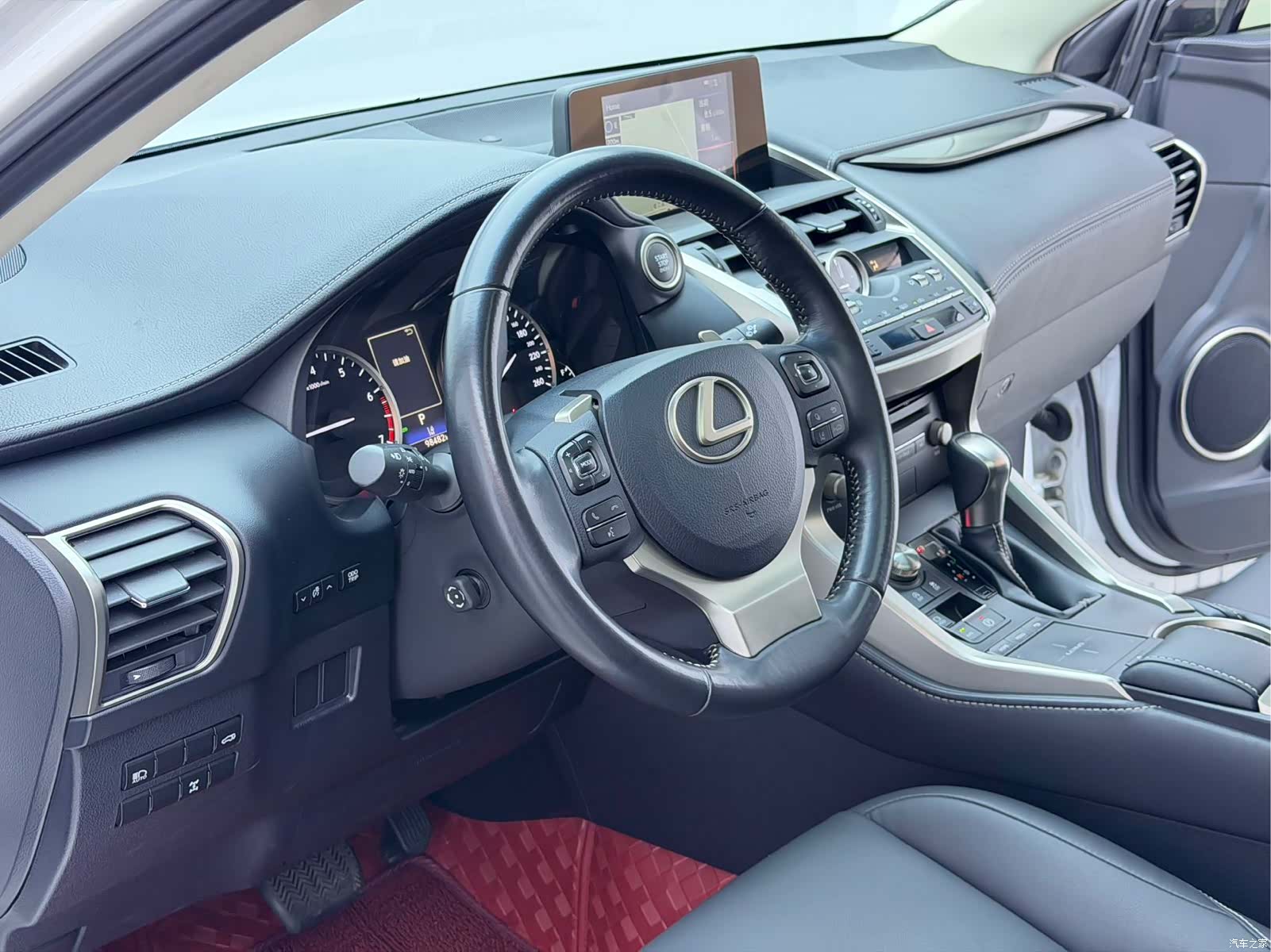 Lexus NX, 2021 12