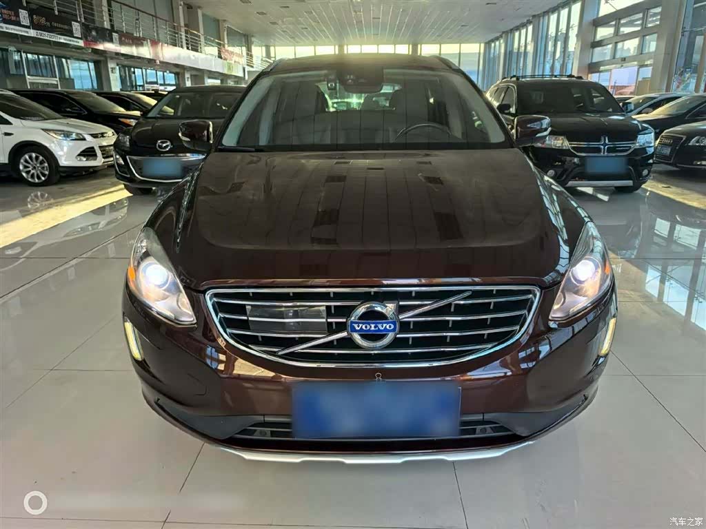Volvo XC60, 2015 3