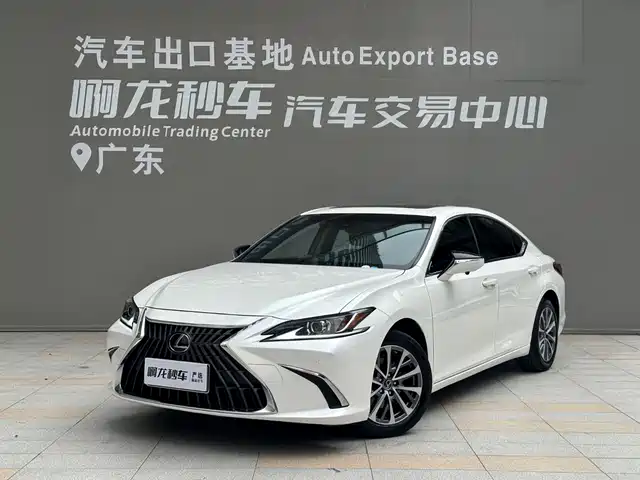 Lexus ES 2024 — купить из Китая под заказ