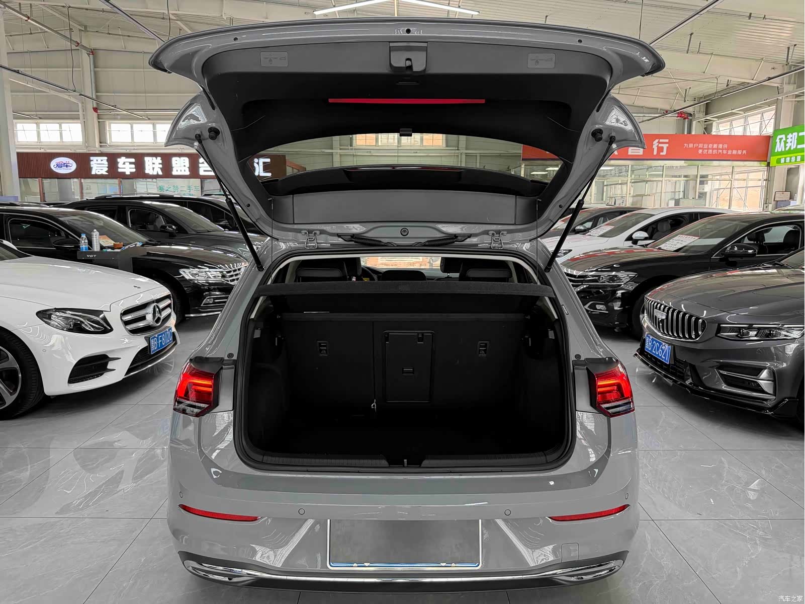 Volkswagen Golf, 2023 19