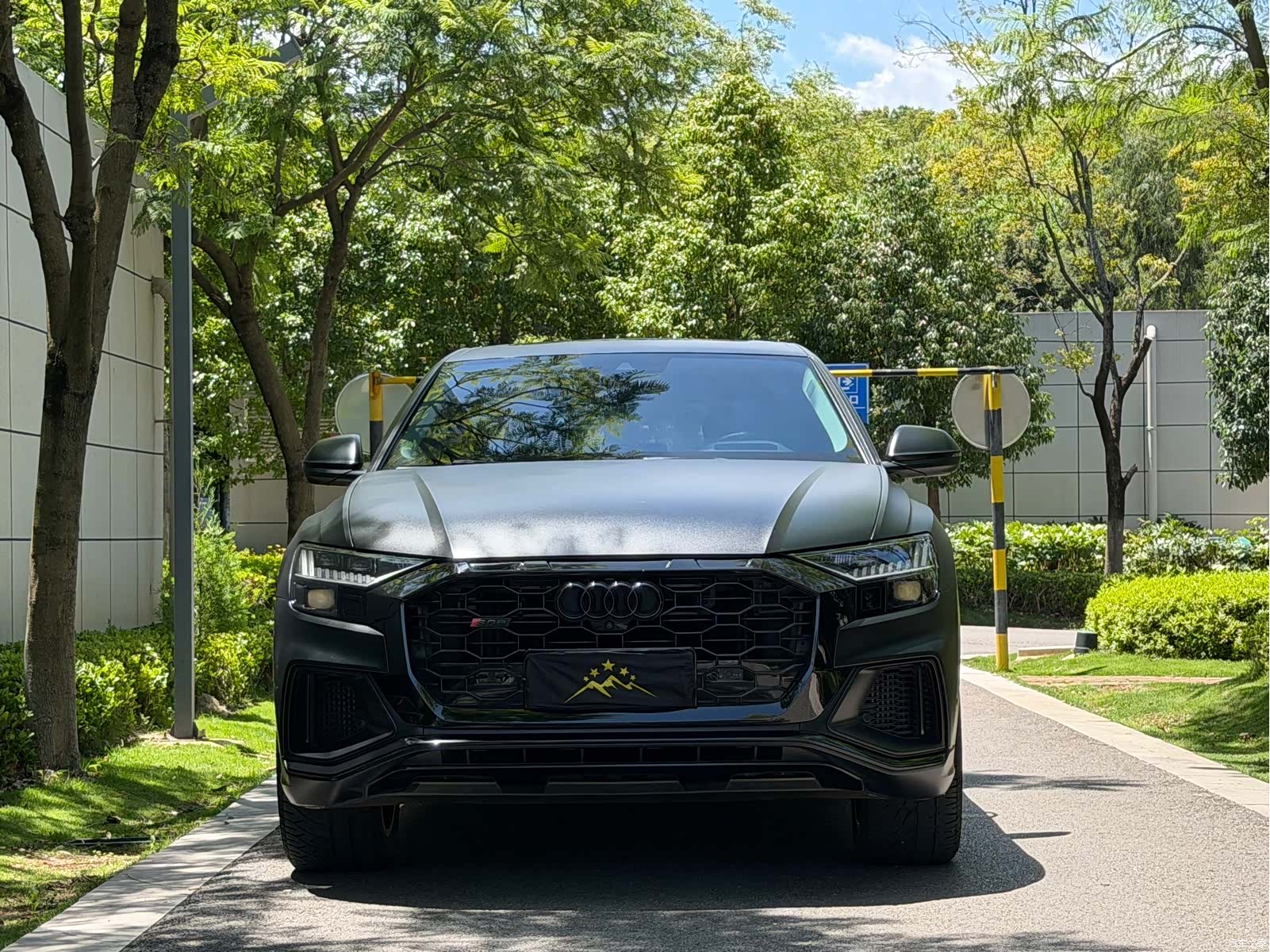 Audi Q8, 2022 2