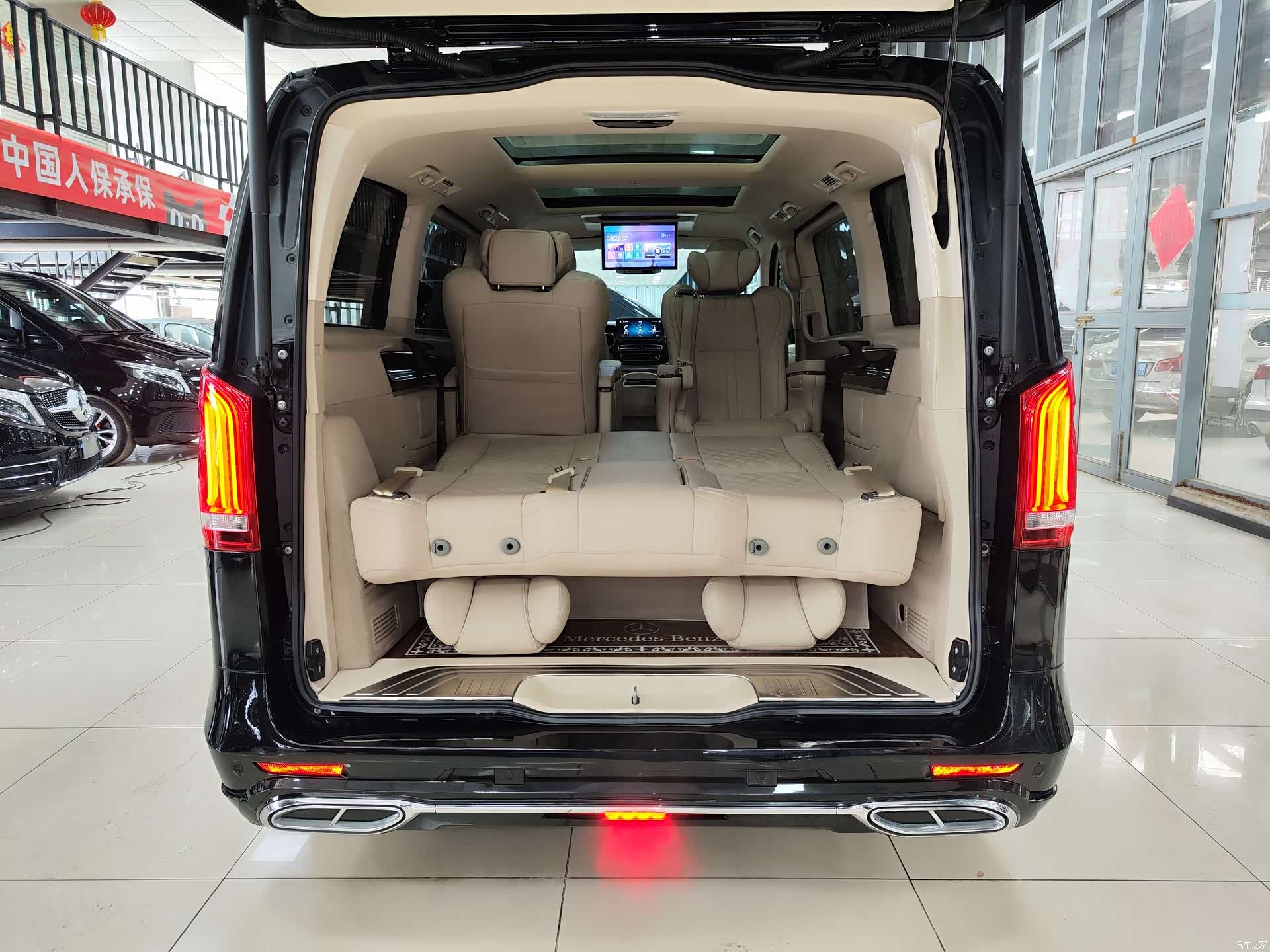 Mercedes-Benz V-Class, 2021 27