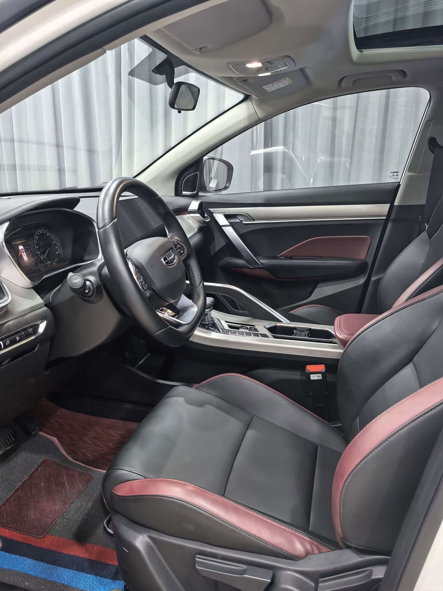 Geely Coolray, 2023 9
