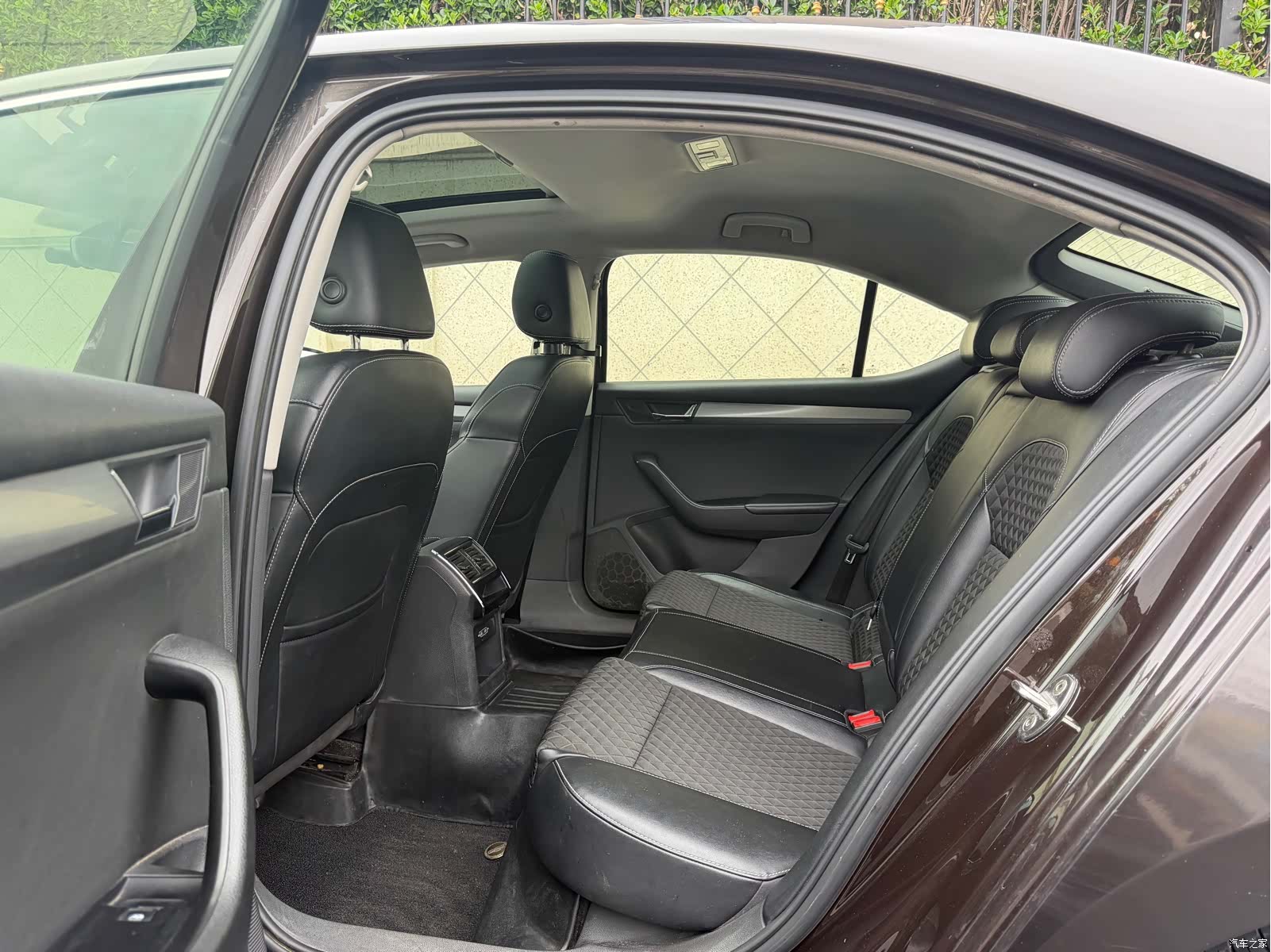 Skoda Superb, 2019 7