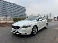 �ֶ���V40 2014�� 2.0T ���Ű�