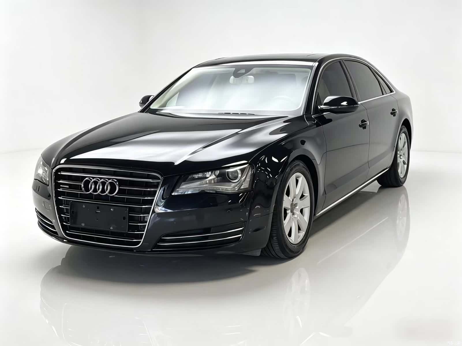 Audi A8L, 2012 1