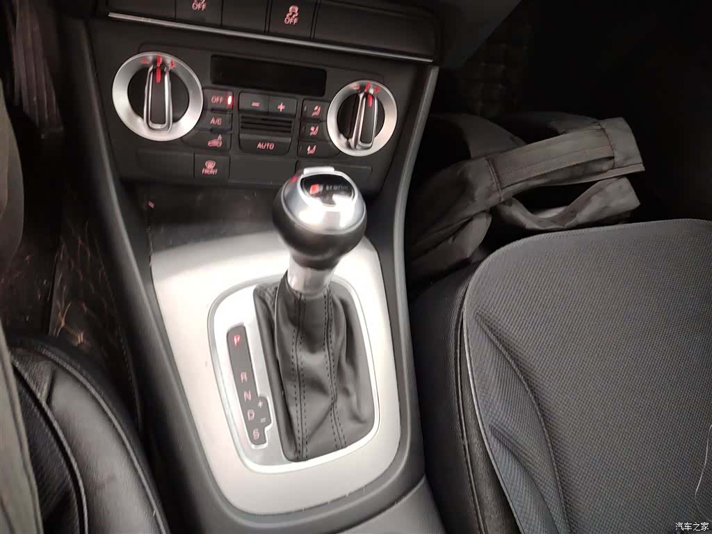 Audi Q3, 2016 14