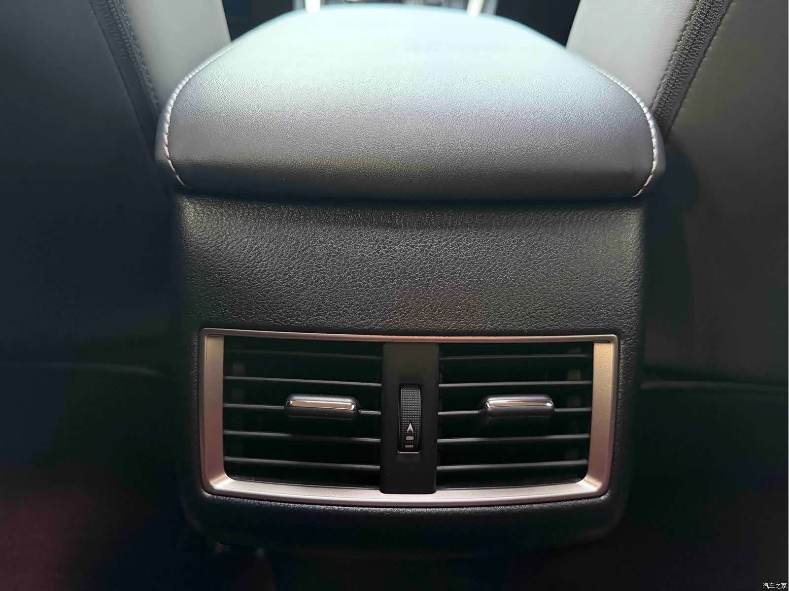 Lexus NX, 2021 21