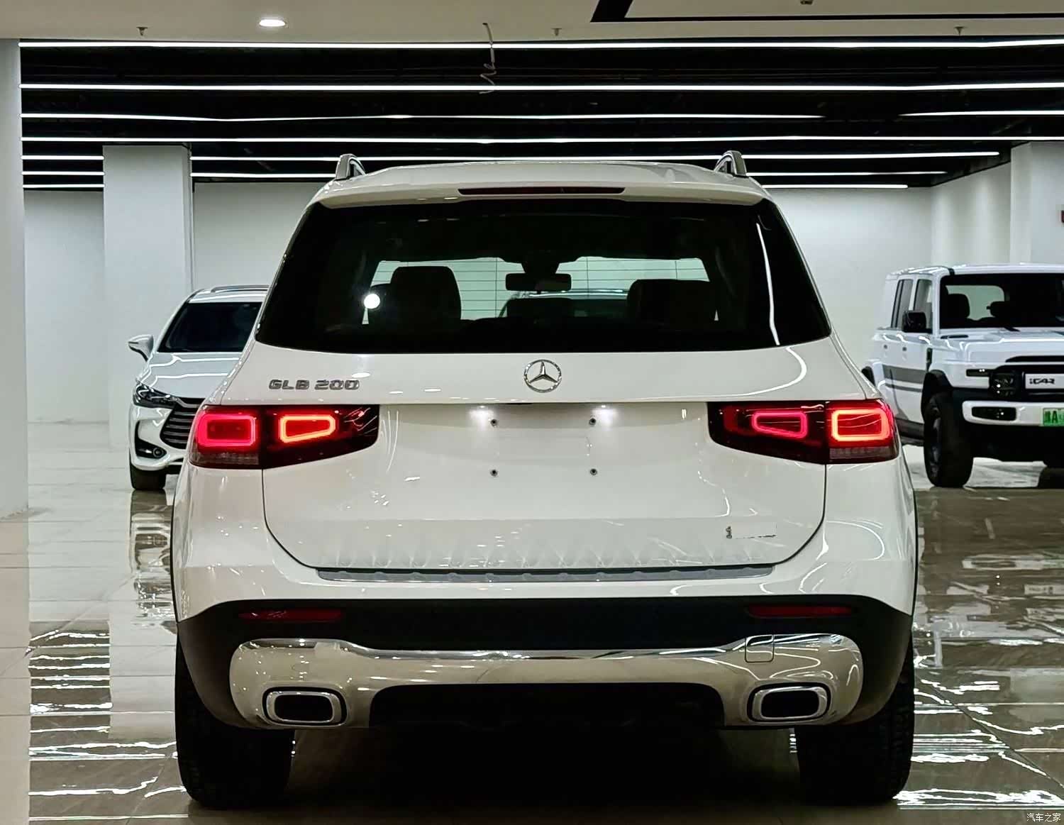 Mercedes-Benz GLB, 2021 4
