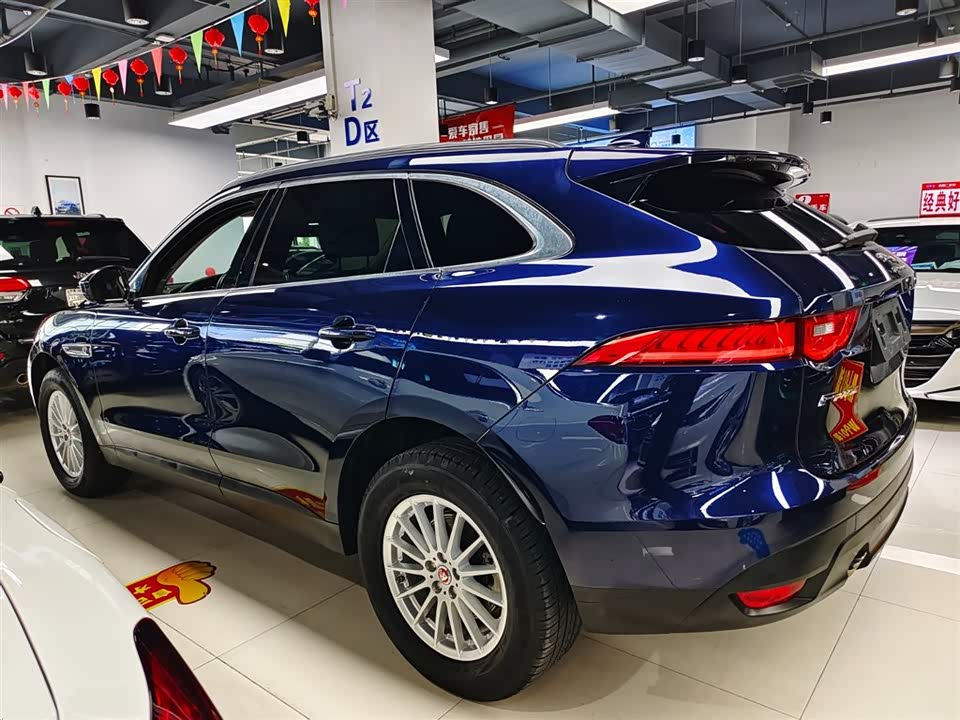 Jaguar F-PACE Jaguar F-PACE