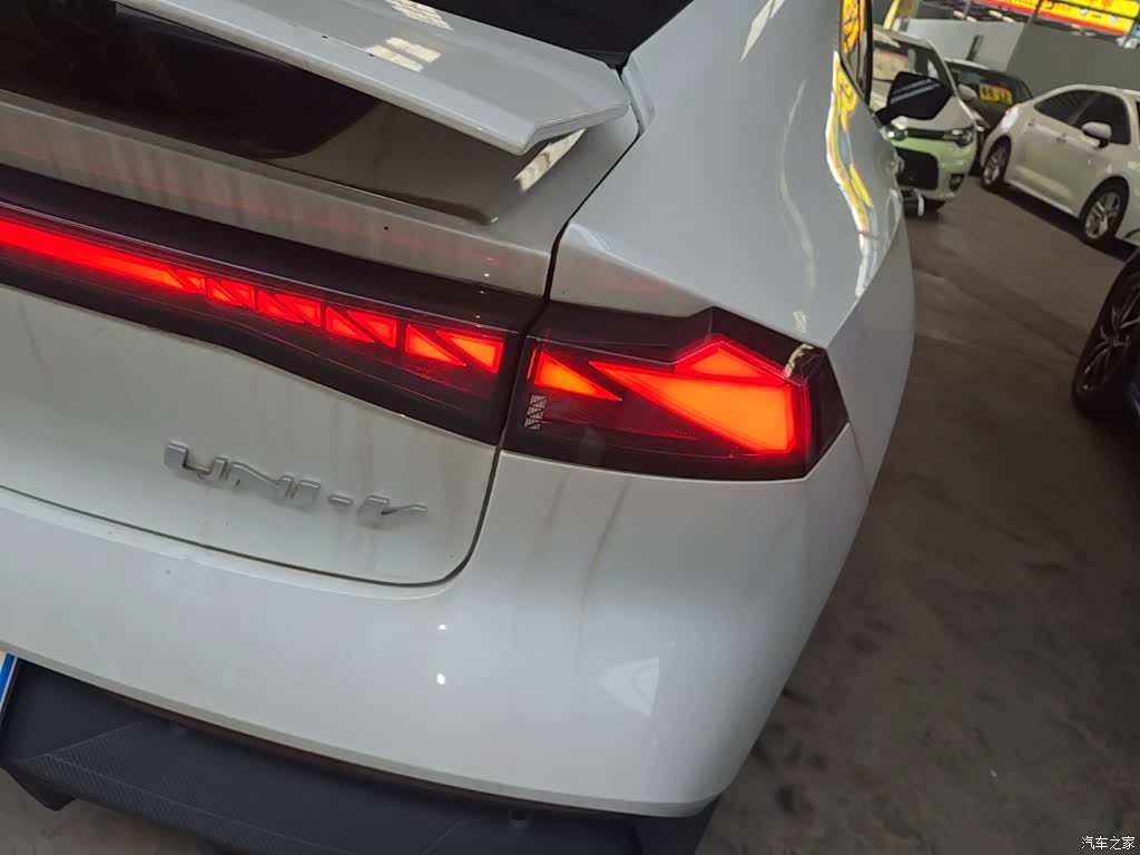 Changan UNI-V, 2024 8