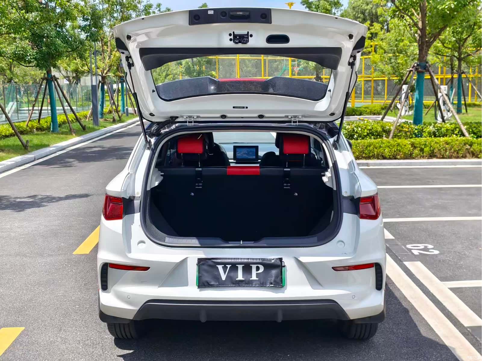 BYD E2, 2020 7
