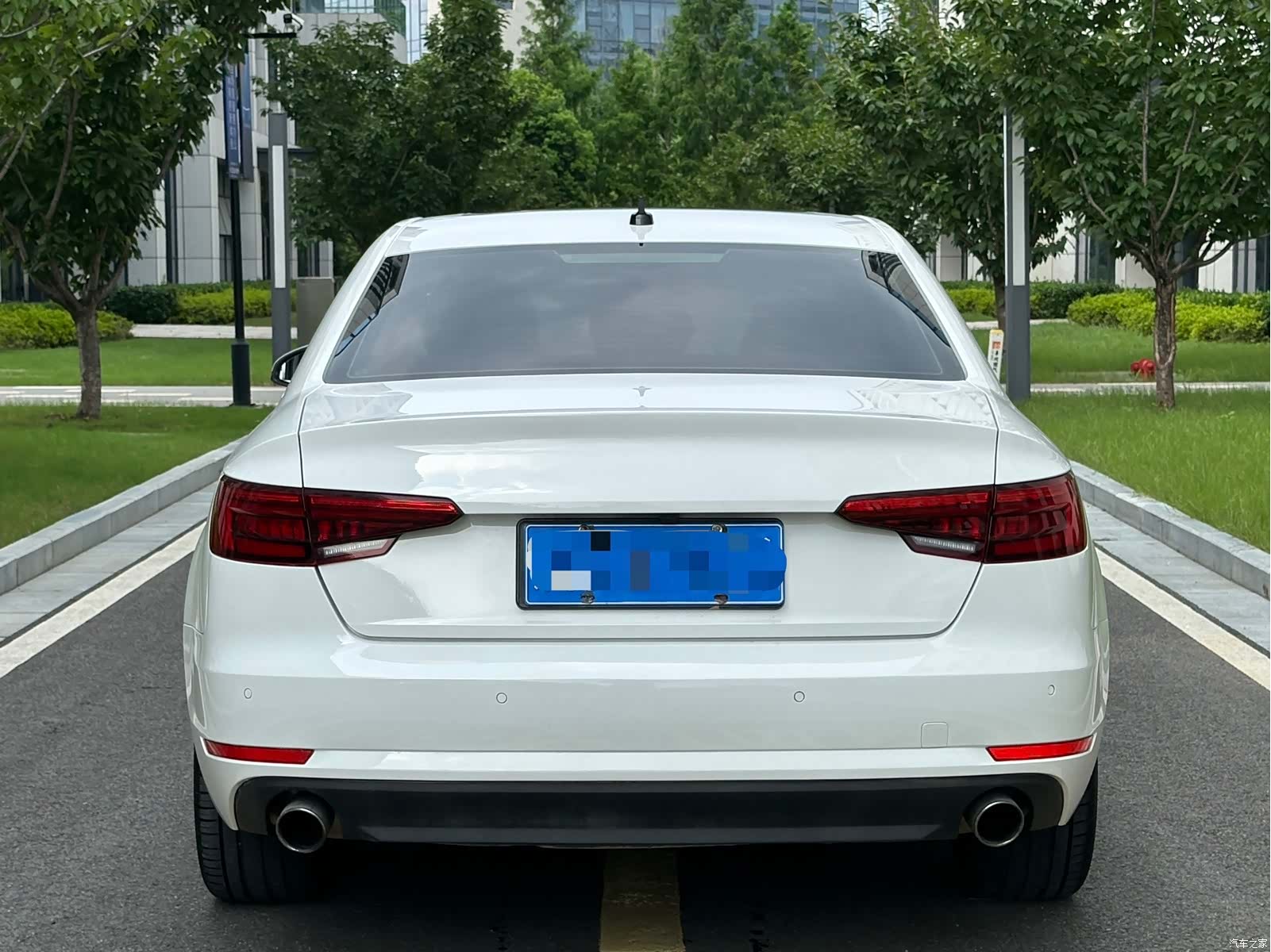 Audi A4L, 2017 29