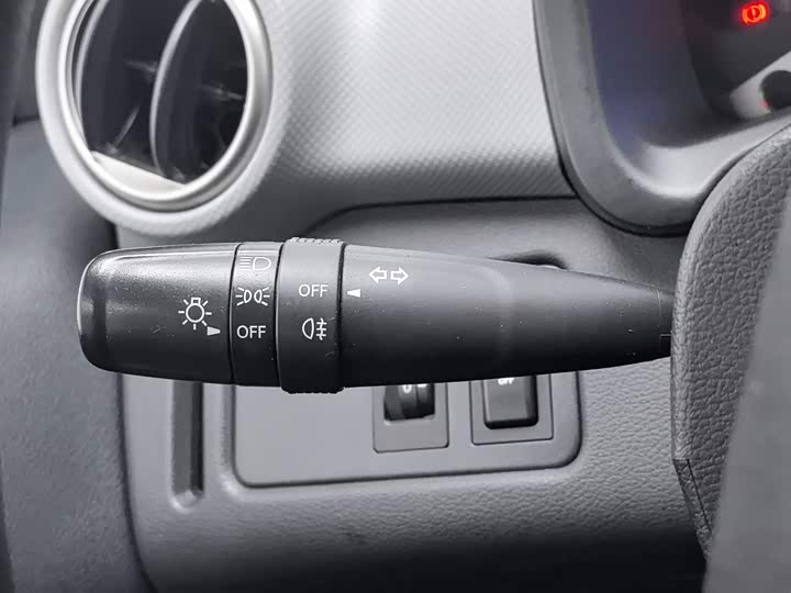 Changan E-Star 2021 guo min ban xin yue ban ( kuai chong ban ) lin suan tie li (31.18kWh)