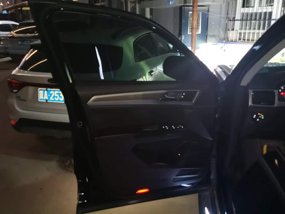 Volkswagen Tourang Volkswagen Tourang
