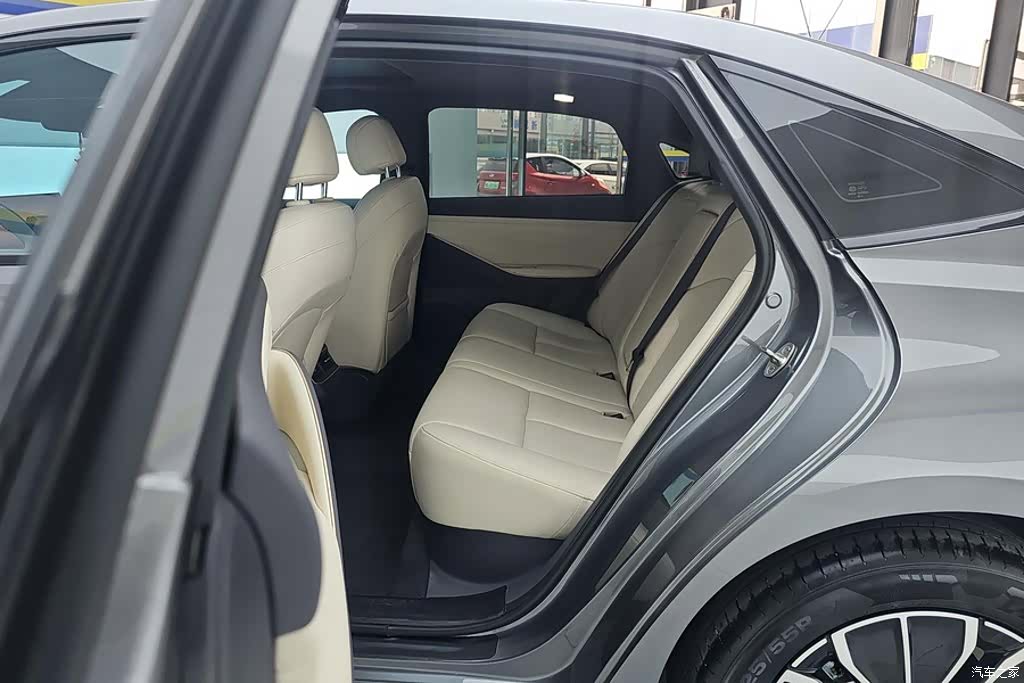 Nissan N6, 2025 11