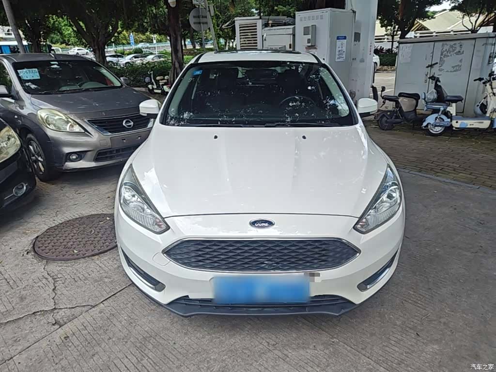 Ford Focus, 2015 3