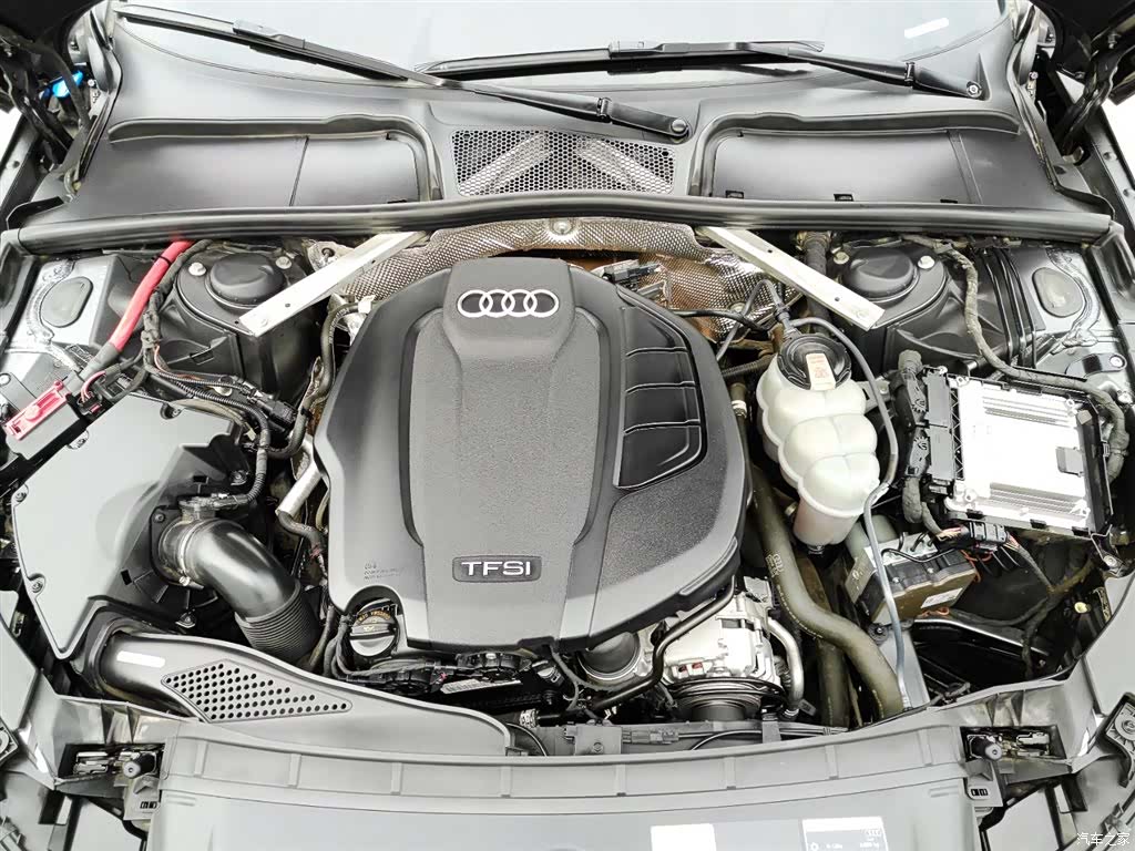 Audi A4L, 2022 20