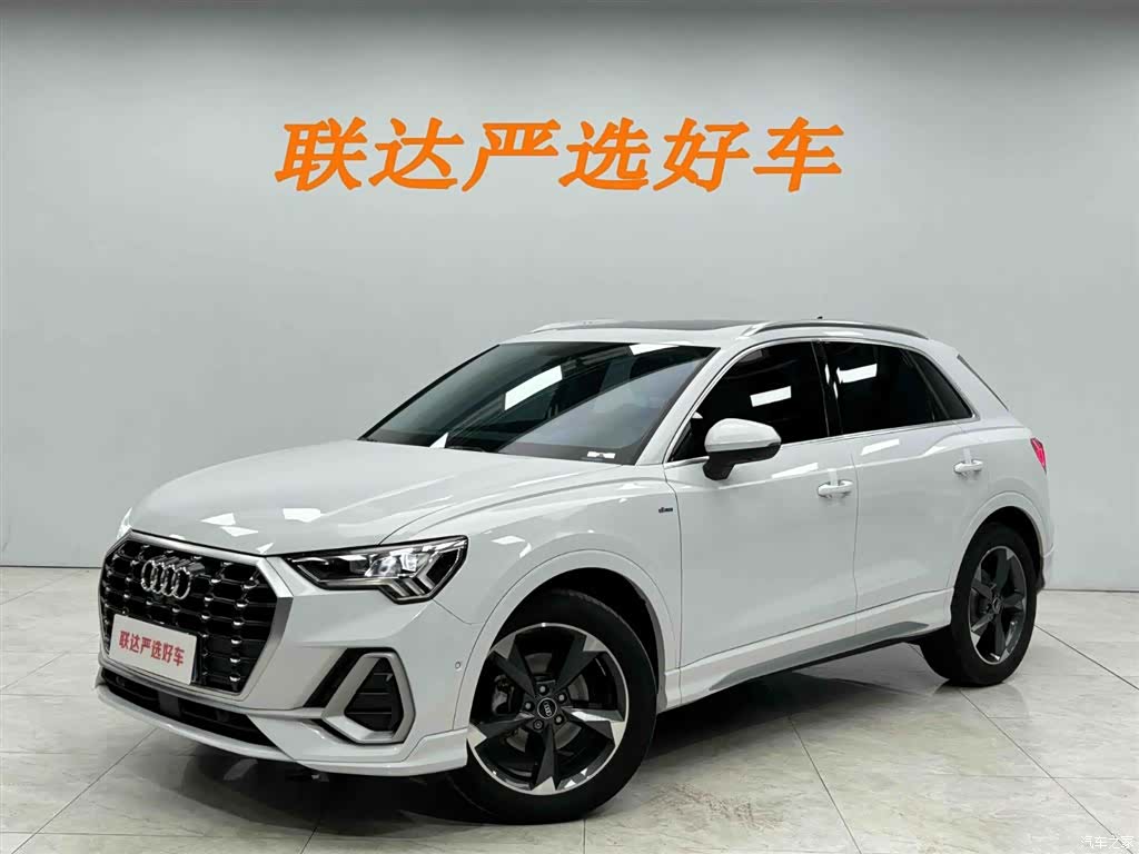 Audi Q3, 2022 1