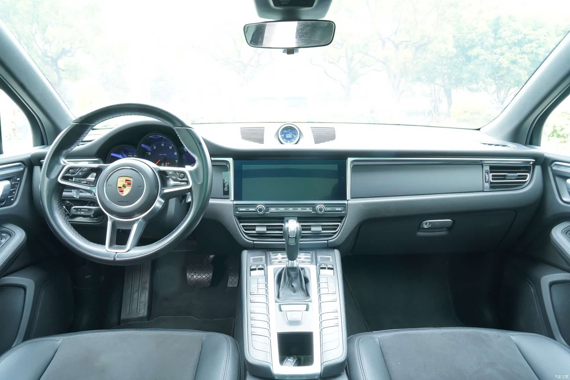 Porsche Macan, 2021 12
