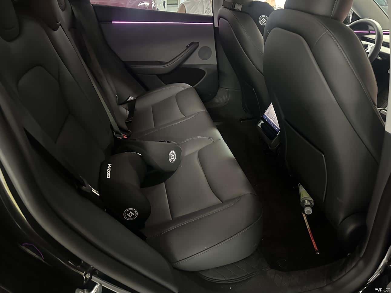 Tesla Model 3, 2025 7