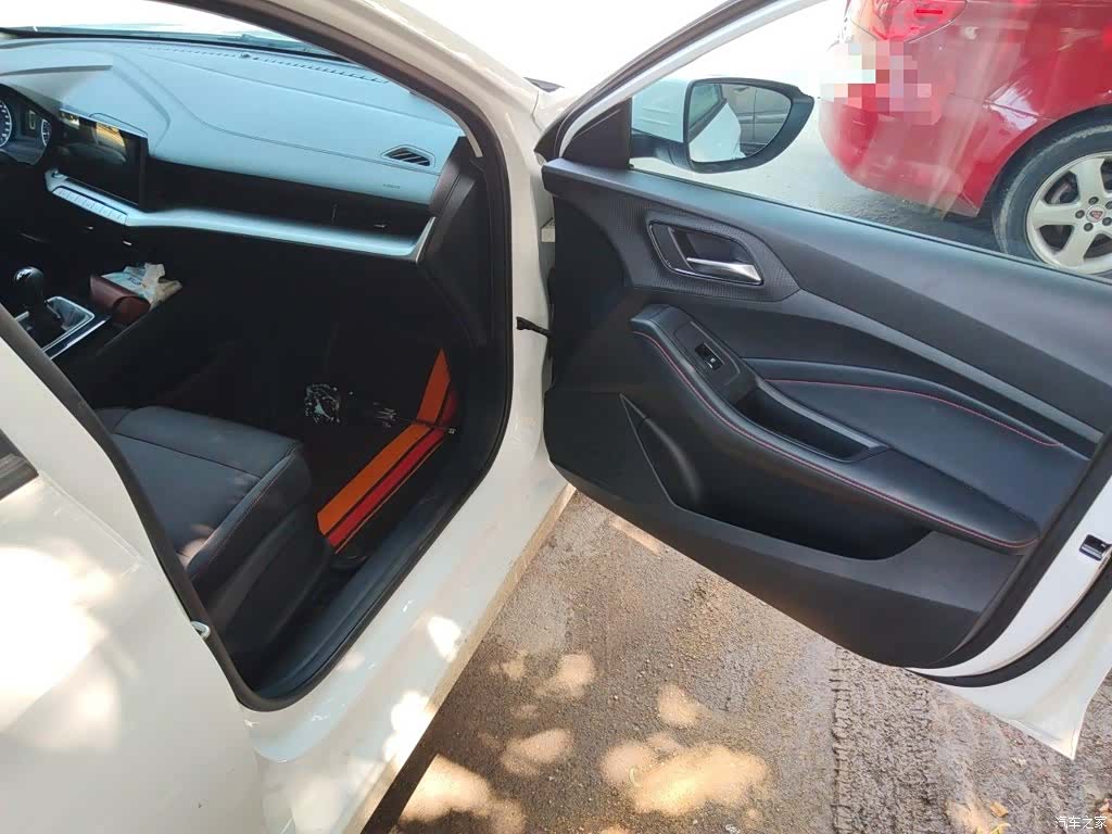 MG MG5, 2023 21