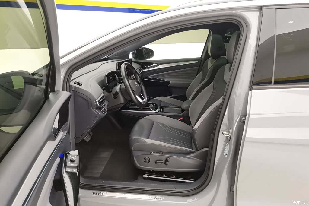 Volkswagen ID.4, 2022 9
