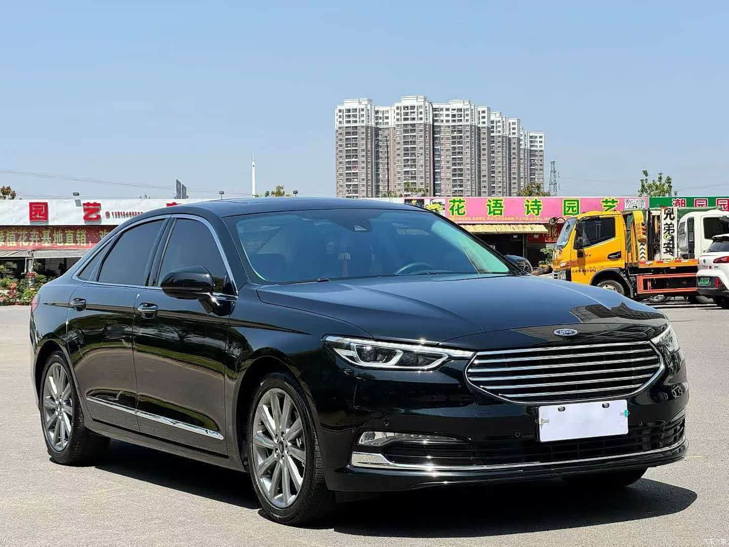 Ford Taurus, 2022 3