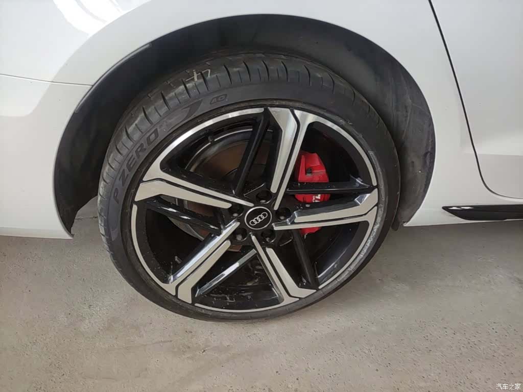 Audi A4L, 2025 22