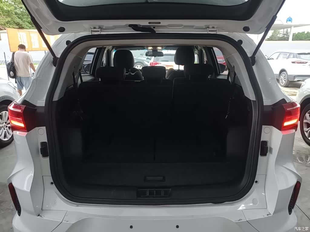 Jetour X70, 2019 19