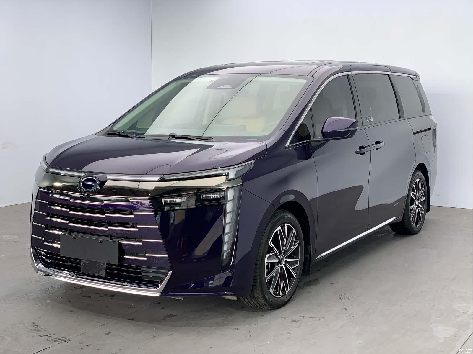 Trumpchi E8, 2024 1