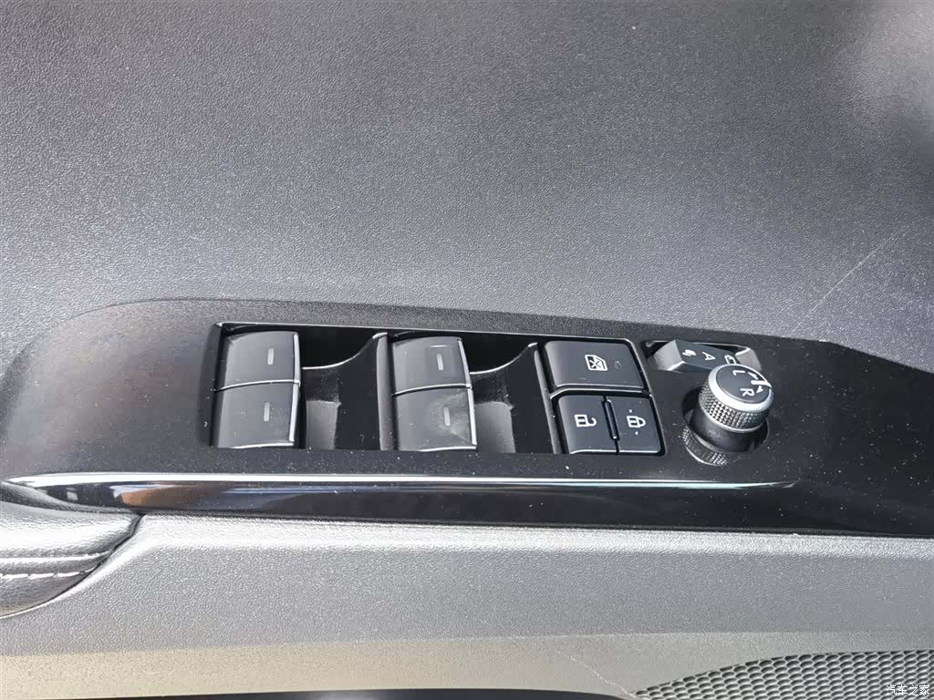 Toyota Camry, 2024 24