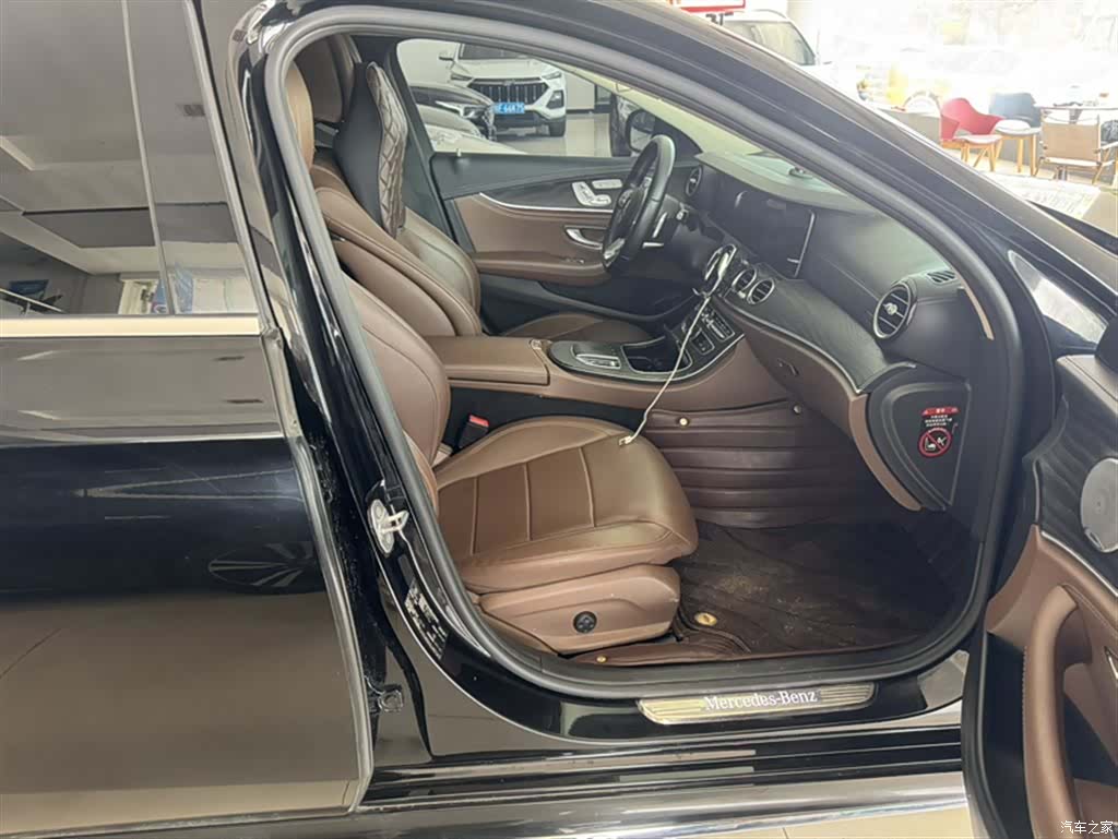Mercedes-Benz E-Class, 2019 17
