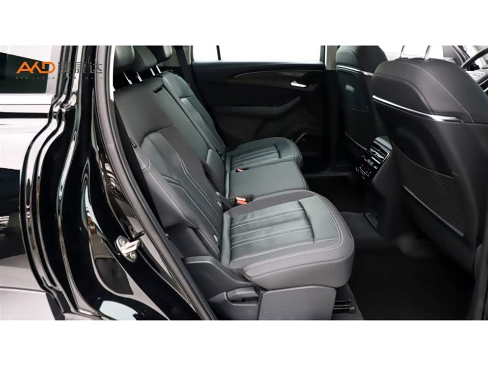 Audi Q6
