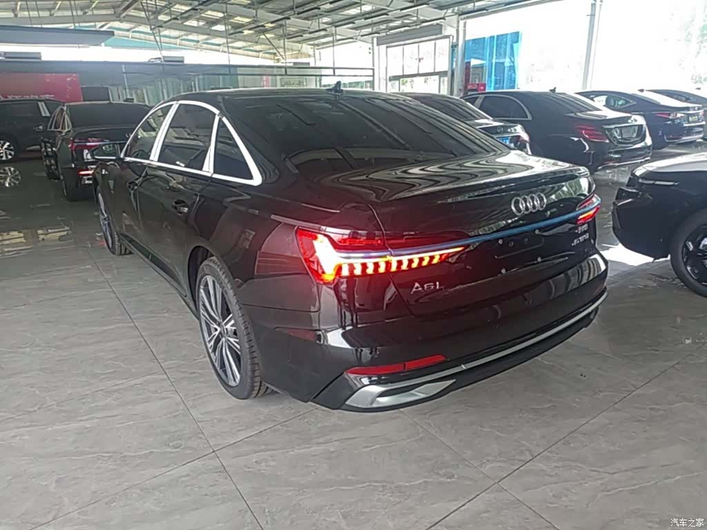 Audi A6L, 2026 все фото
