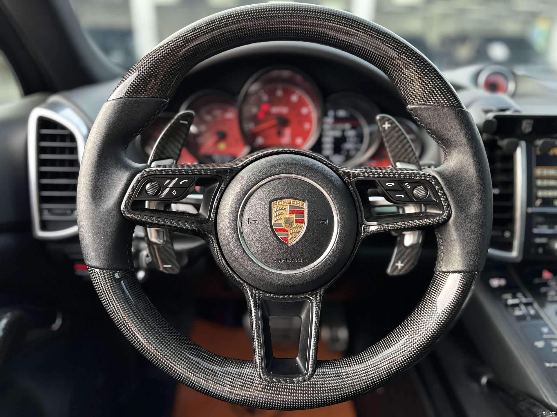 Porsche Cayenne, 2015 11