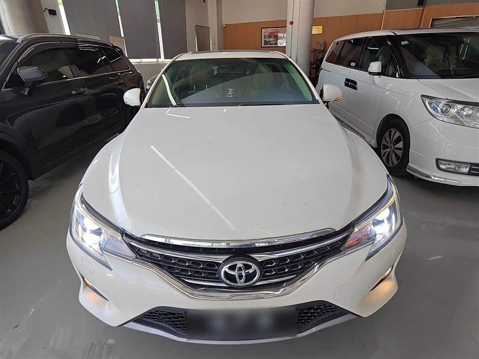 Toyota Reiz Toyota Reiz